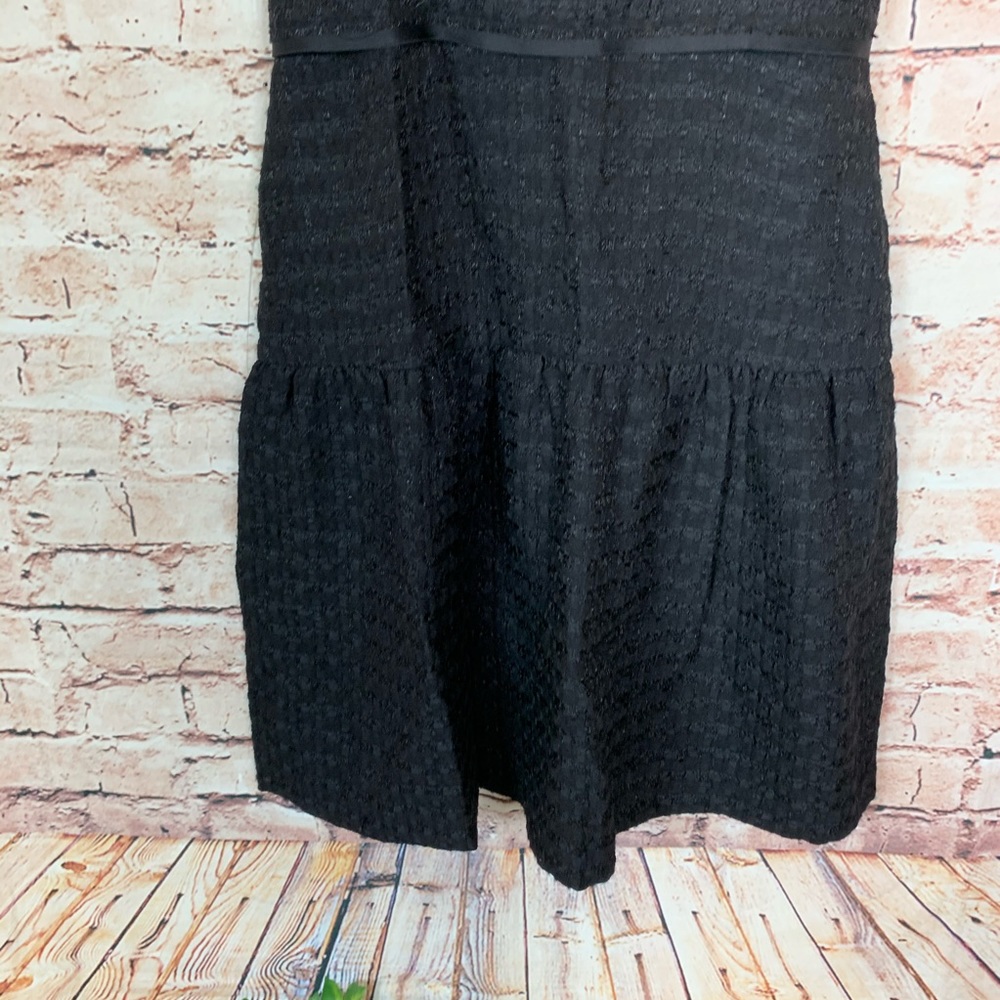 Carolina Herrera Textured Wool Cap Sleeve Dress - Picture 2 of 8